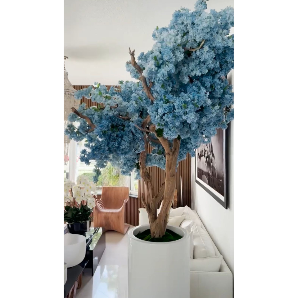 Matte White St. Tropez Vase with Blue Cherry Blossom Release – The Ever Botanic