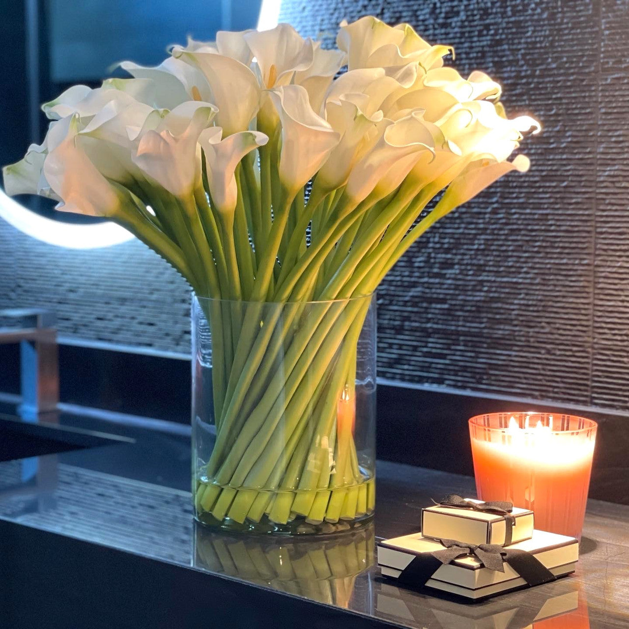 Calla Lilies in Glass Cylinder 10" – The Ever Botanic