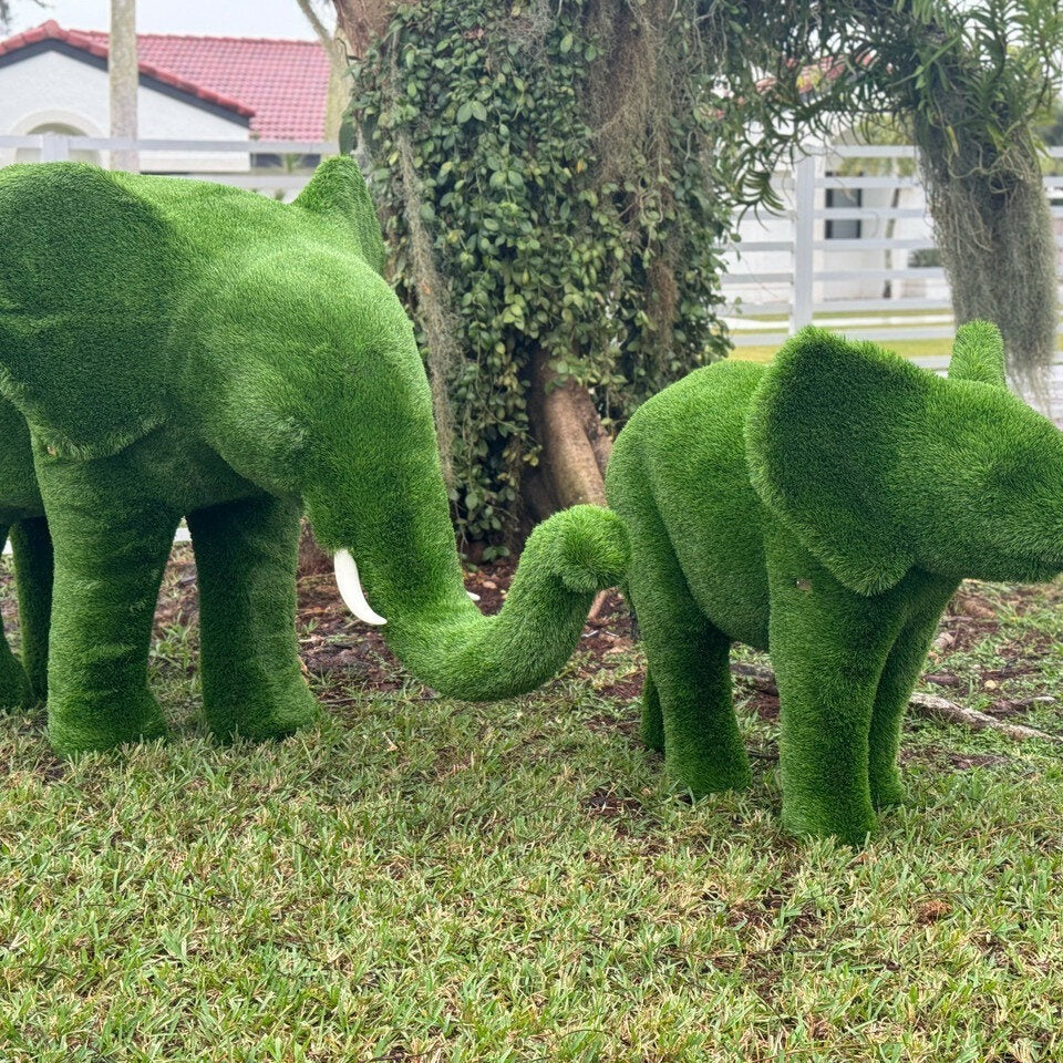 Medium Elephant Topiary – The Ever Botanic