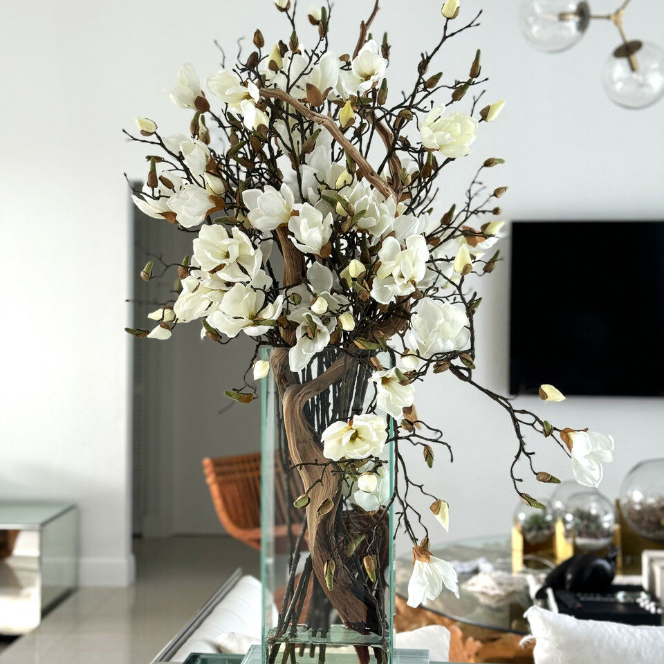 White Magnolia Vase in Modern Home 20" – The Ever Botanic